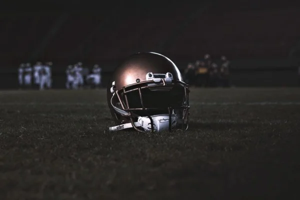 NFL揭幕周老鹰与牛仔国联东区内战前瞻四大关键看点解析